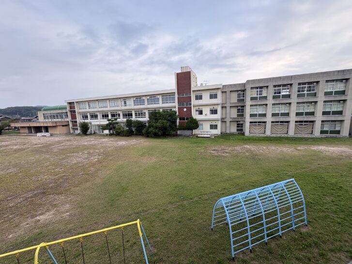 加古川市上荘町「加古川市立上荘小学校」閉校後の様子