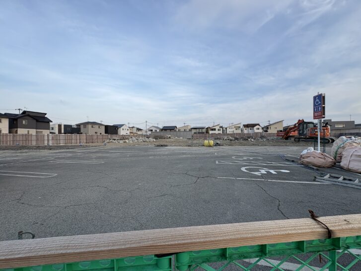 建替え閉店する加古川市尾上町安田スーパーマーケット「マックスバリュ安田店」完全に更地に