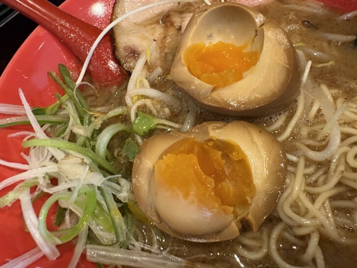高砂市 豚骨武将 優 魚介豚骨 煮卵