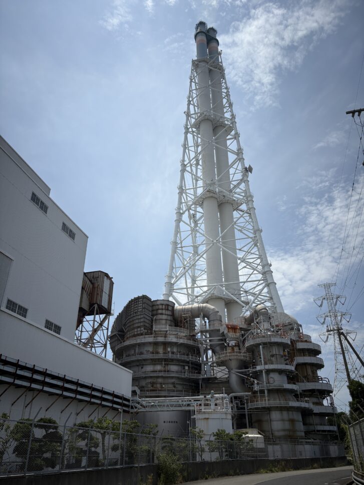 高砂火力発電所 発電設備近影（夜景スポット）