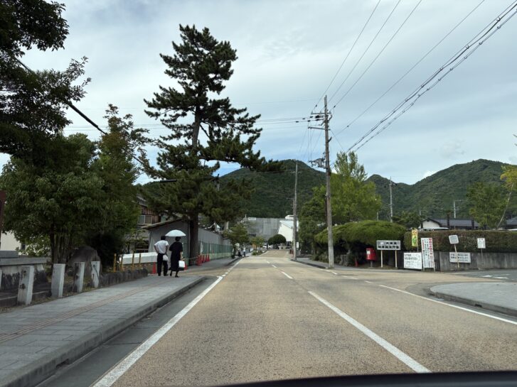 中島大祥堂 丹波本店前の道路