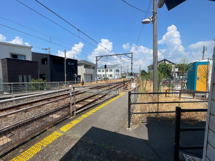 JR日岡駅 線路北向き(2024年8月)