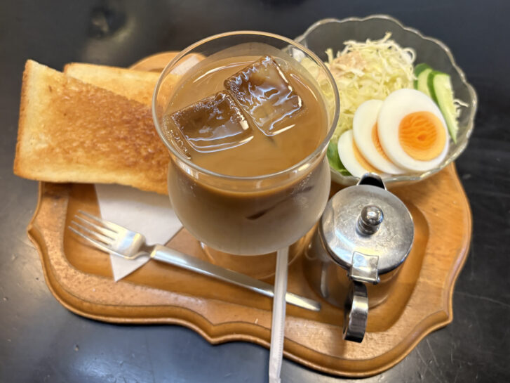 鹿鳴館 モーニングセットB アイスオーレ