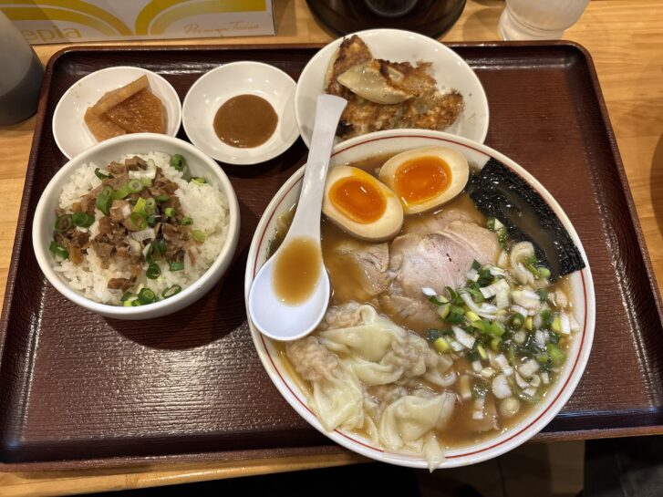 中華そば播州 ワンタンメン定食＋味玉トッピング