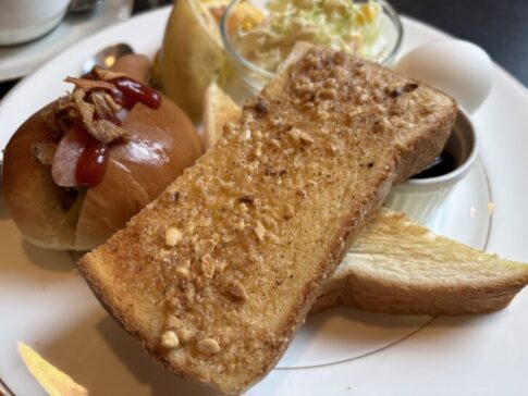 ピュアドリーム アーモンドトースト、バタートースト