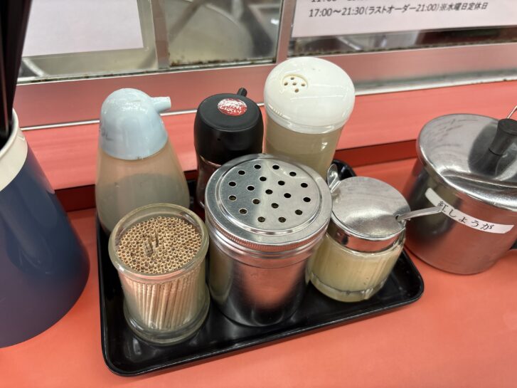 加古川市 長浜ラーメン長浜一番加古川店 卓上の薬味・調味料