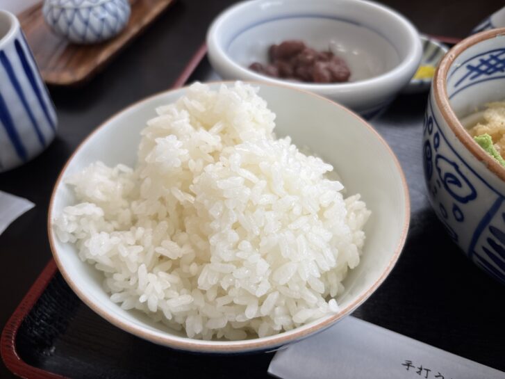 手打ちうどん一休 ご飯