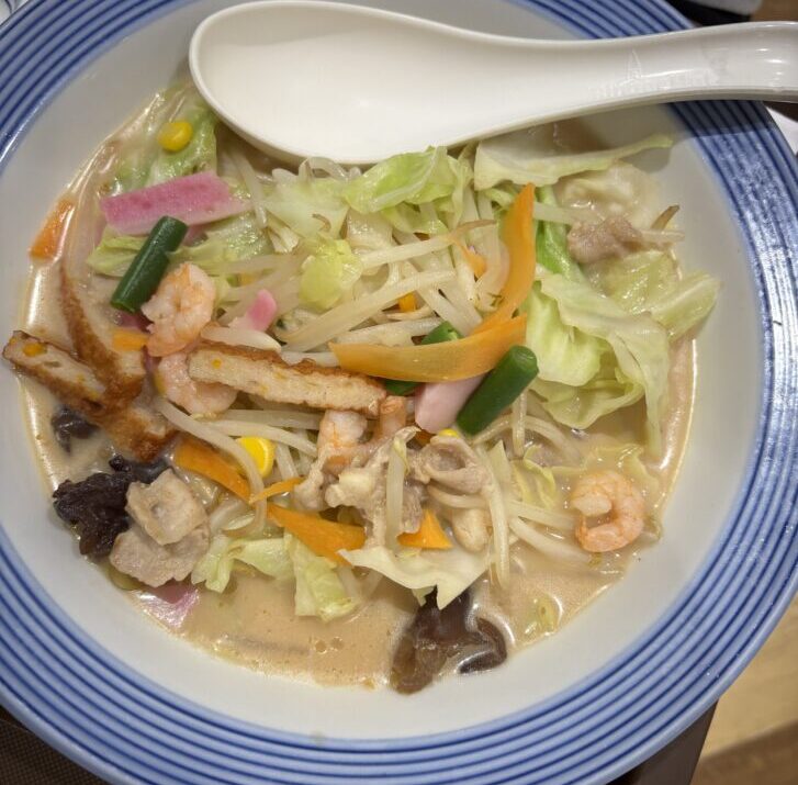 リンガーハット 長崎ちゃんぽん(麺少なめ)