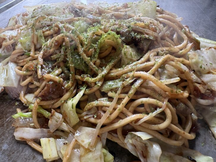 お好み焼専科かかし すじ焼きそば（大）