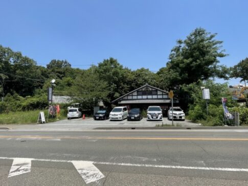 稲美町 鶏の店かしわ家 店舗外観