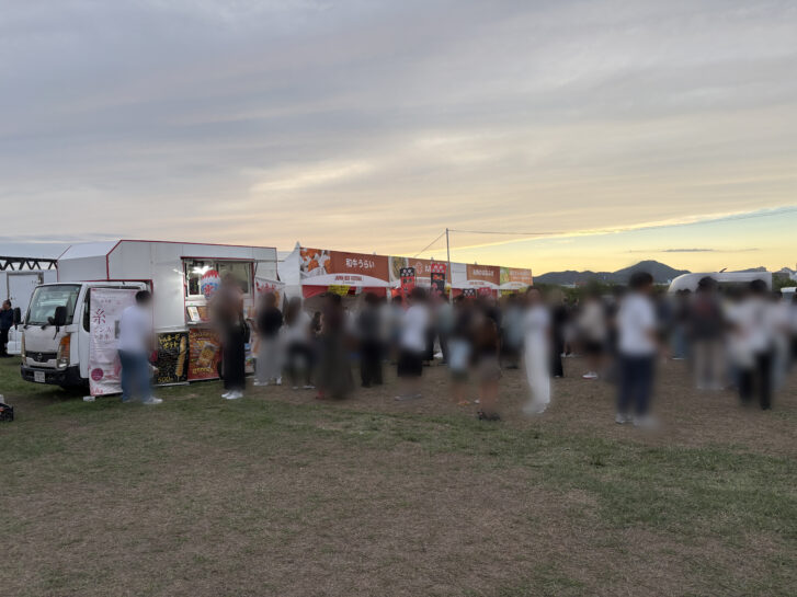JAPAN BEEF FESTIVAL 行列ができる飲食ブース