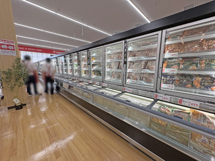 マルアイビッグ 充実した冷凍食品売り場