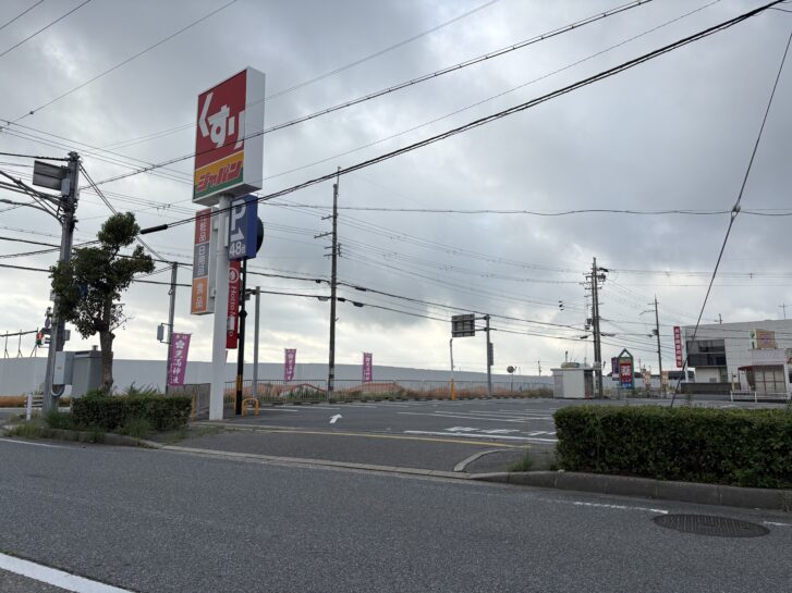 稲美町 六甲バター稲美工場跡地 南側交差点から見た様子