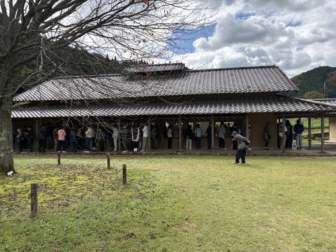 播磨屋本店 生野総本店 開店から30分後の行列